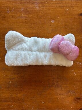 Hello Kitty Ear Headband with Pink Glitter Bow